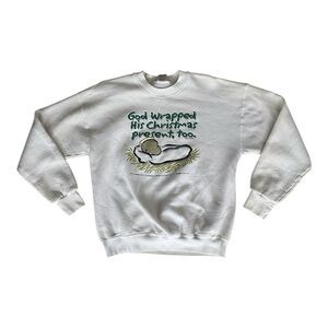 Vintage 1998 Christian Christmas Sweatshirt Baby Jesus Graphic Fruit of the Loom